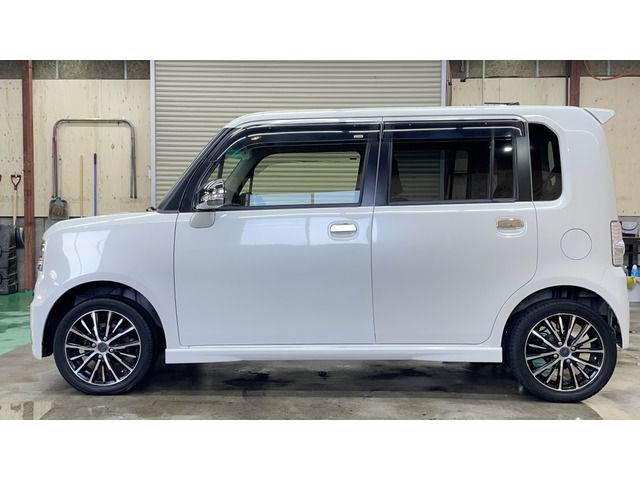 Toyota PIXIS SPACE 2012-11 21582-3