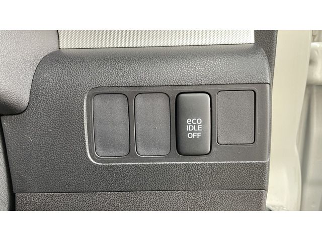 Toyota PIXIS SPACE 2012-11 21582-13