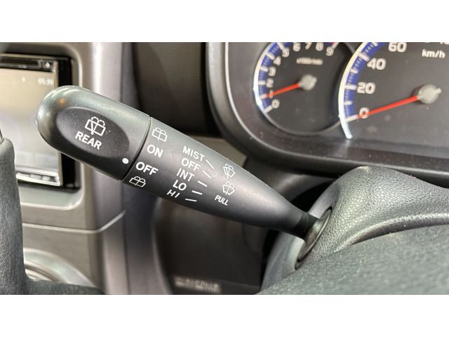 Toyota PIXIS SPACE 2012-11 21582-11