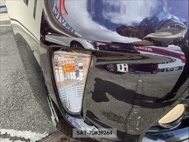 Toyota PRIUS 2015-01 218205-4