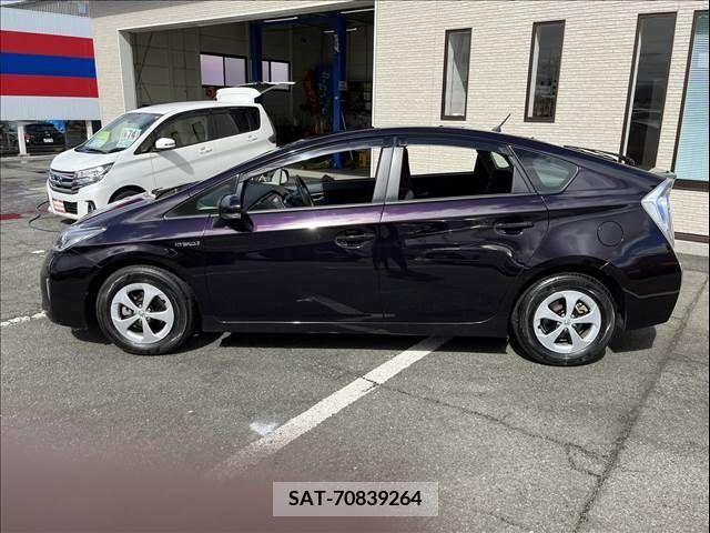 Toyota PRIUS 2015-01 218205-5