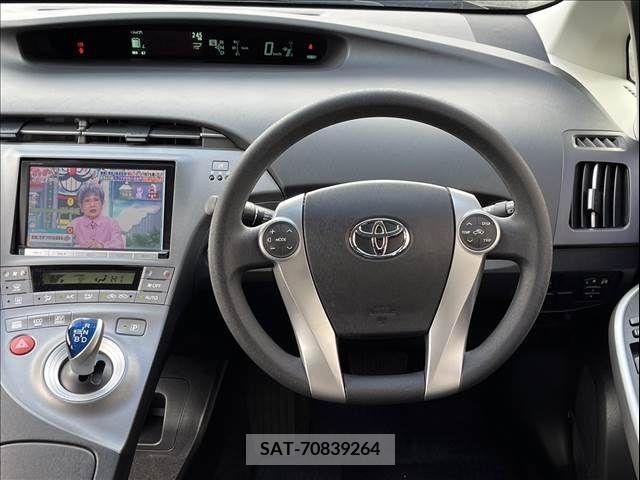 Toyota PRIUS 2015-01 218205-7