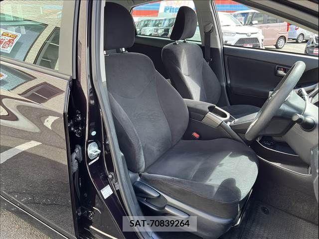 Toyota PRIUS 2015-01 218205-8