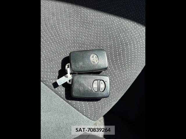 Toyota PRIUS 2015-01 218205-17