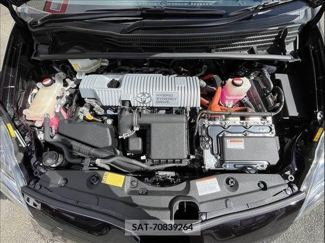 Toyota PRIUS 2015-01 218205-19