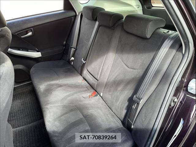 Toyota PRIUS 2015-01 218205-11