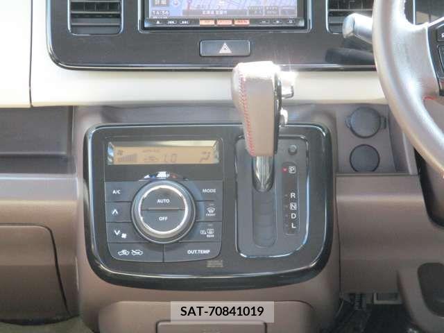 Nissan MOCO 2014-07 384688-3