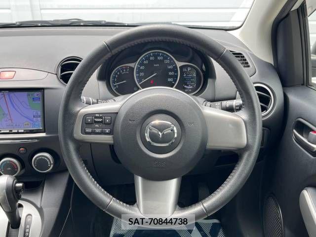 Mazda DEMIO 2011-07 301833-11