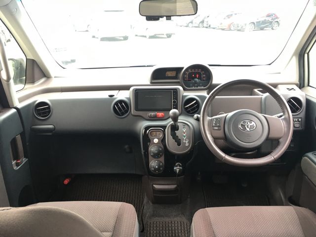 Toyota SPADE 2013-06 22848-5
