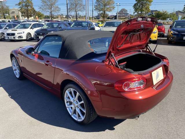 Mazda ROADSTER 2011-02 196716-18