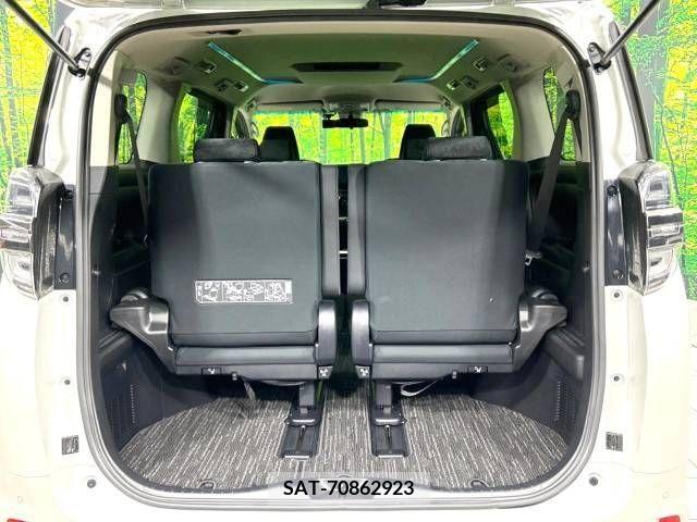 Toyota VELLFIRE 2018-11 223308-11