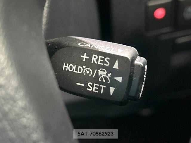 Toyota VELLFIRE 2018-11 223308-7