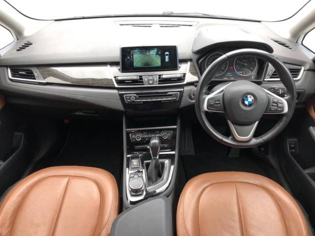 Bmw 2 SERIES 2016-04 184657-1
