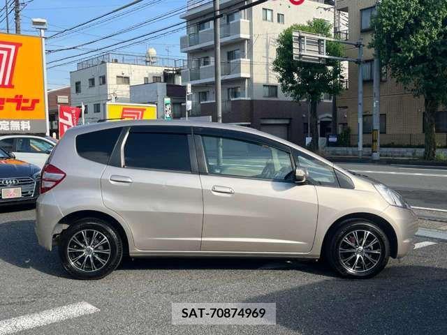 Honda FIT 2009-06 337890-3