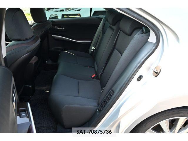 Toyota SAI 2013-09 367575-11