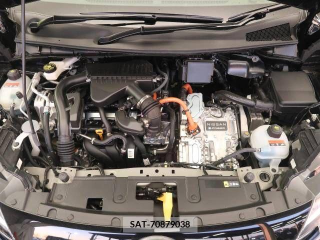 Nissan AURA 2023-06 225748-18