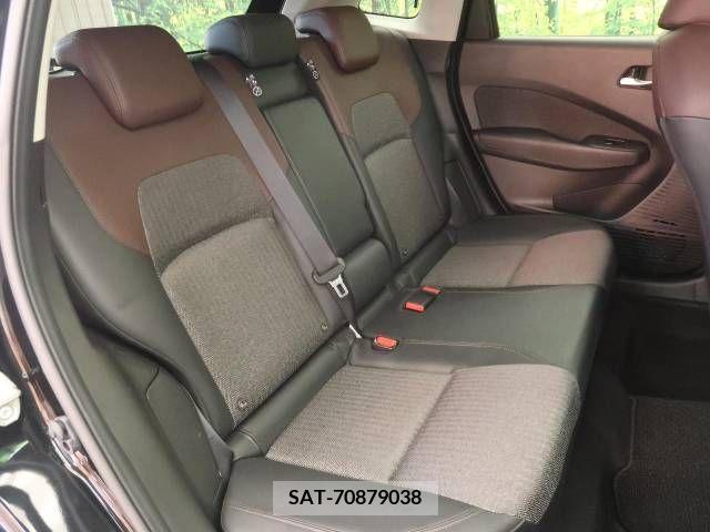 Nissan AURA 2023-06 225748-9