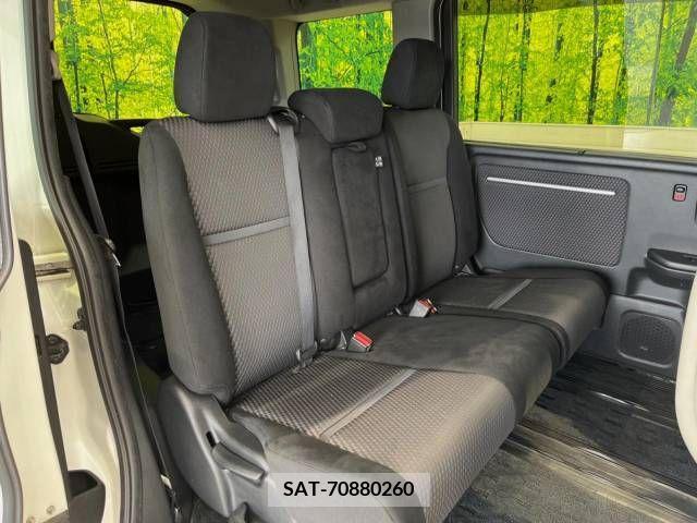 Honda e 2015-08 330919-8