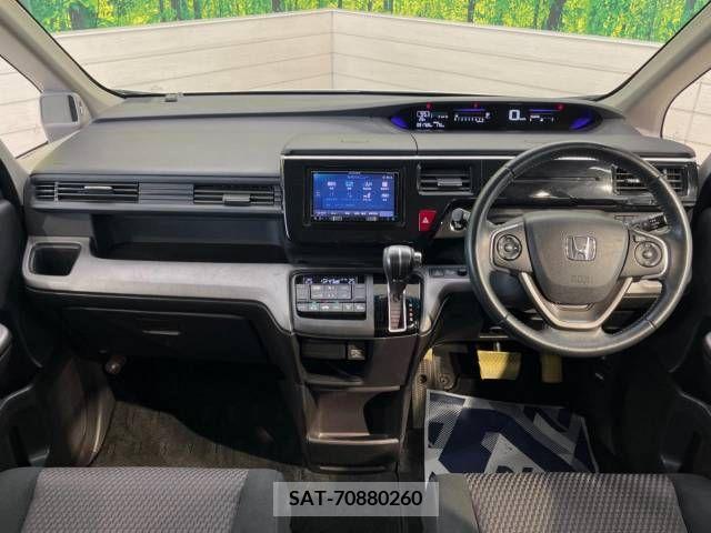 Honda e 2015-08 330919-1