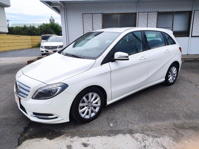 Mercedes Benz B-CLASS 2014-10 22756-0