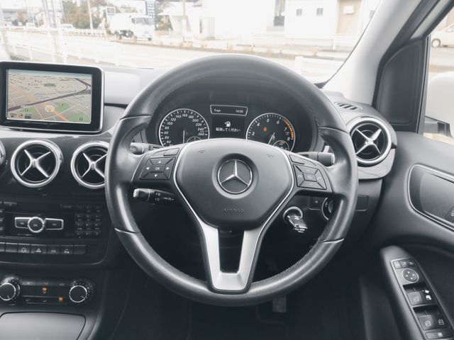 Mercedes Benz B-CLASS 2014-10 22756-2