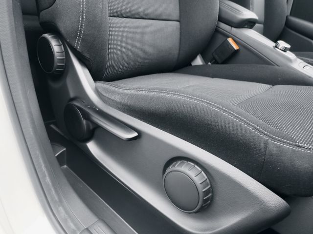 Mercedes Benz B-CLASS 2014-10 22756-12