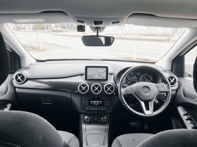 Mercedes Benz B-CLASS 2014-10 22756-1