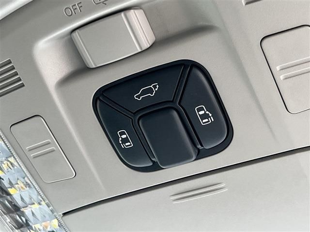 Toyota VELLFIRE 2013-01 8377-14