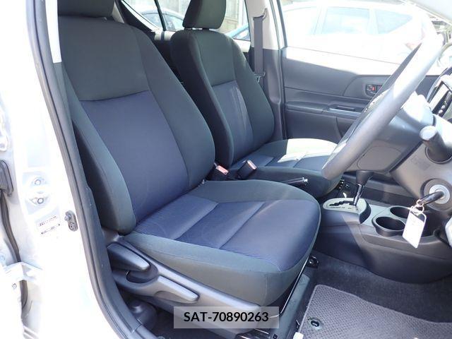 Toyota AQUA 2017-03 314291-13