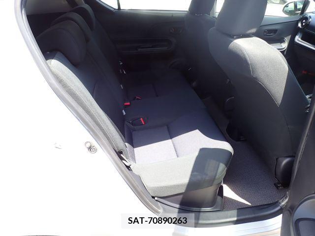 Toyota AQUA 2017-03 314291-14