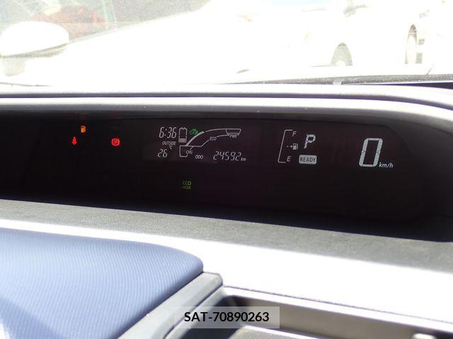 Toyota AQUA 2017-03 314291-4