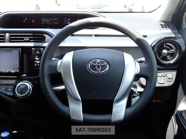 Toyota AQUA 2017-03 314291-3