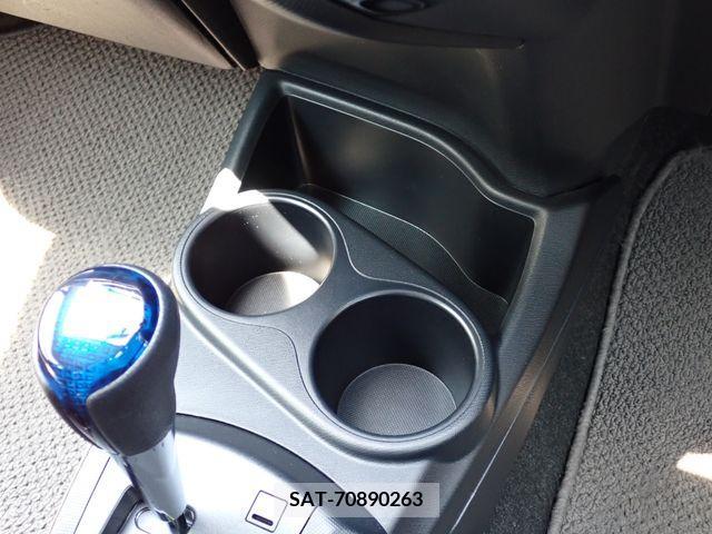 Toyota AQUA 2017-03 314291-21