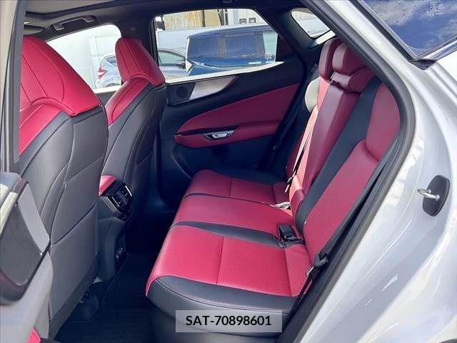 Lexus NX 2023-11 334457-18