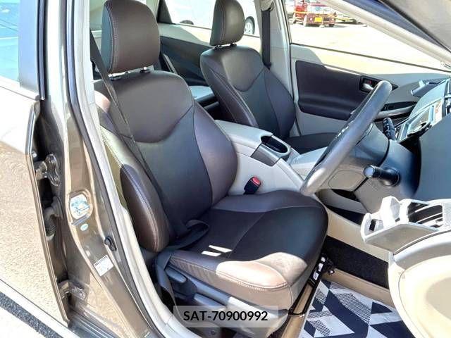 Toyota PRIUS 2013-12 284163-7