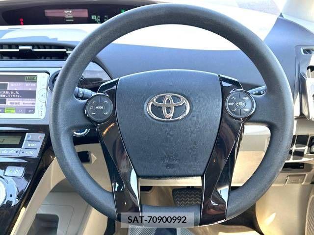 Toyota PRIUS 2013-12 284163-10