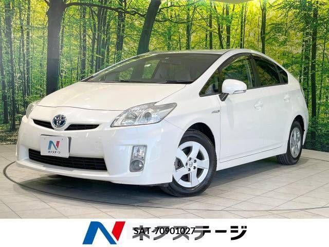Toyota PRIUS 2011-01 379089-0