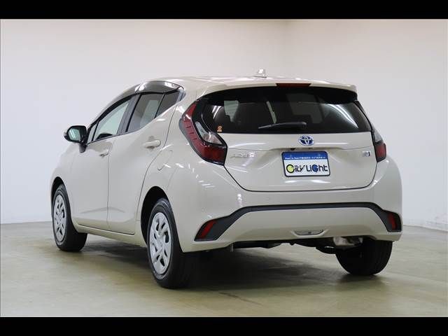 Toyota AQUA 2023-05 13052-19