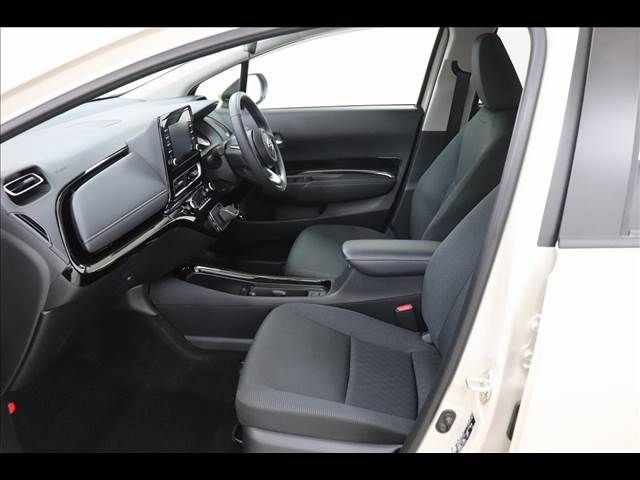 Toyota AQUA 2023-05 13052-11