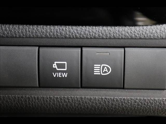Toyota AQUA 2023-05 13052-6