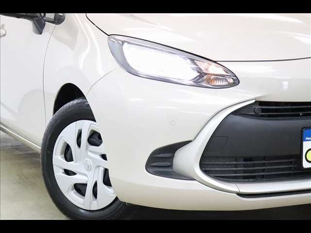 Toyota AQUA 2023-05 13052-22