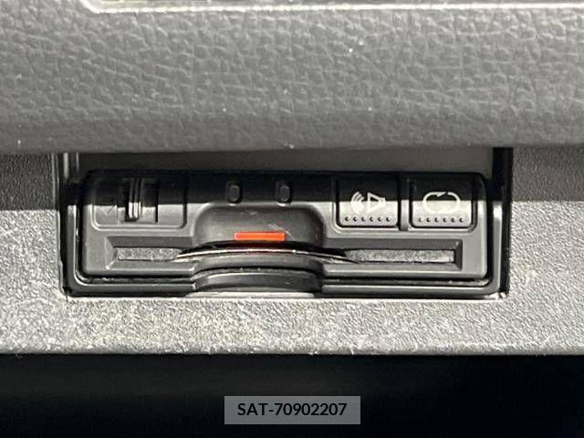 Nissan MOCO 2011-08 364083-4