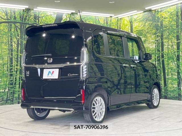Honda N BOX 2022-01 243957-17