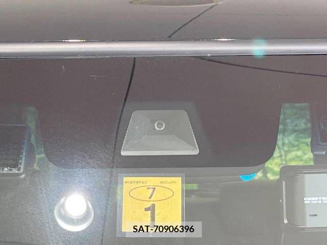 Honda N BOX 2022-01 243957-3