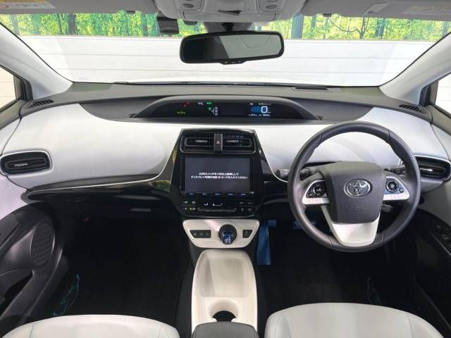 Toyota PRIUS 2016-06 184614-1