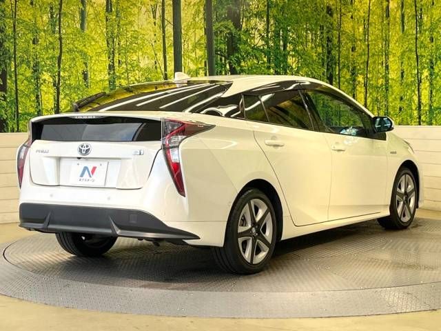 Toyota PRIUS 2016-06 184614-17