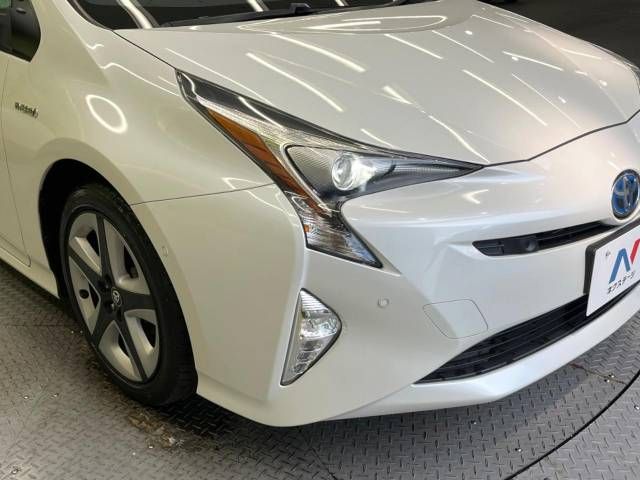 Toyota PRIUS 2016-06 184614-12