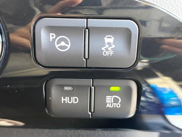 Toyota PRIUS 2016-06 184614-6