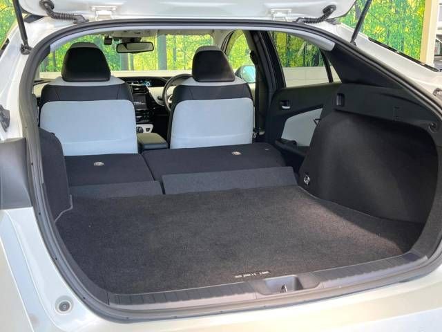 Toyota PRIUS 2016-06 184614-10