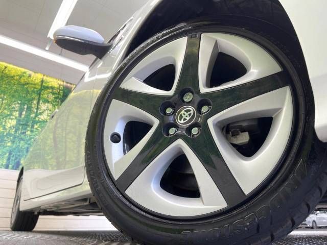 Toyota PRIUS 2016-06 184614-13